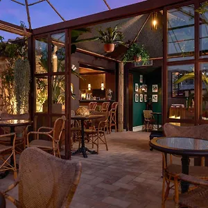 4* Hotel Tb Place