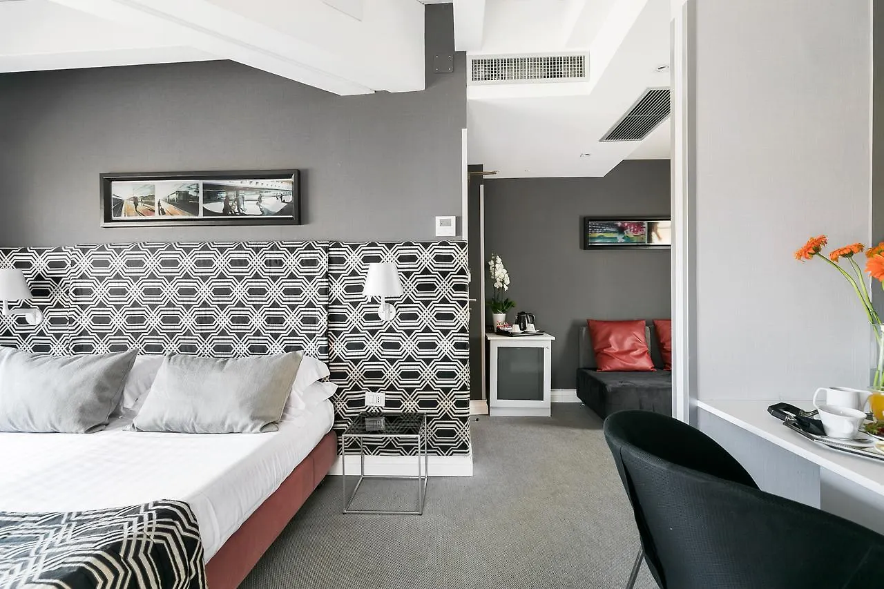 רומא Hotel La Rovere