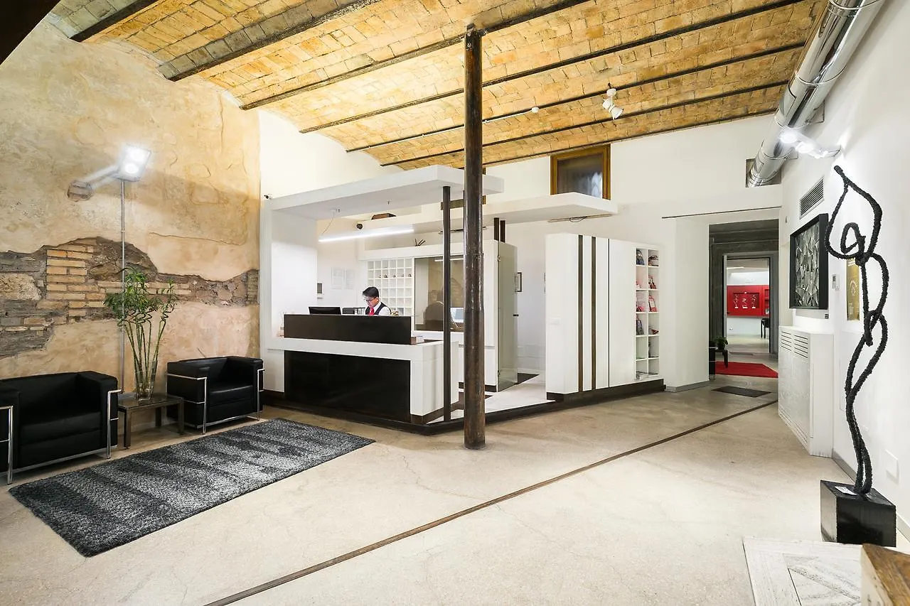 רומא Hotel La Rovere 4*,