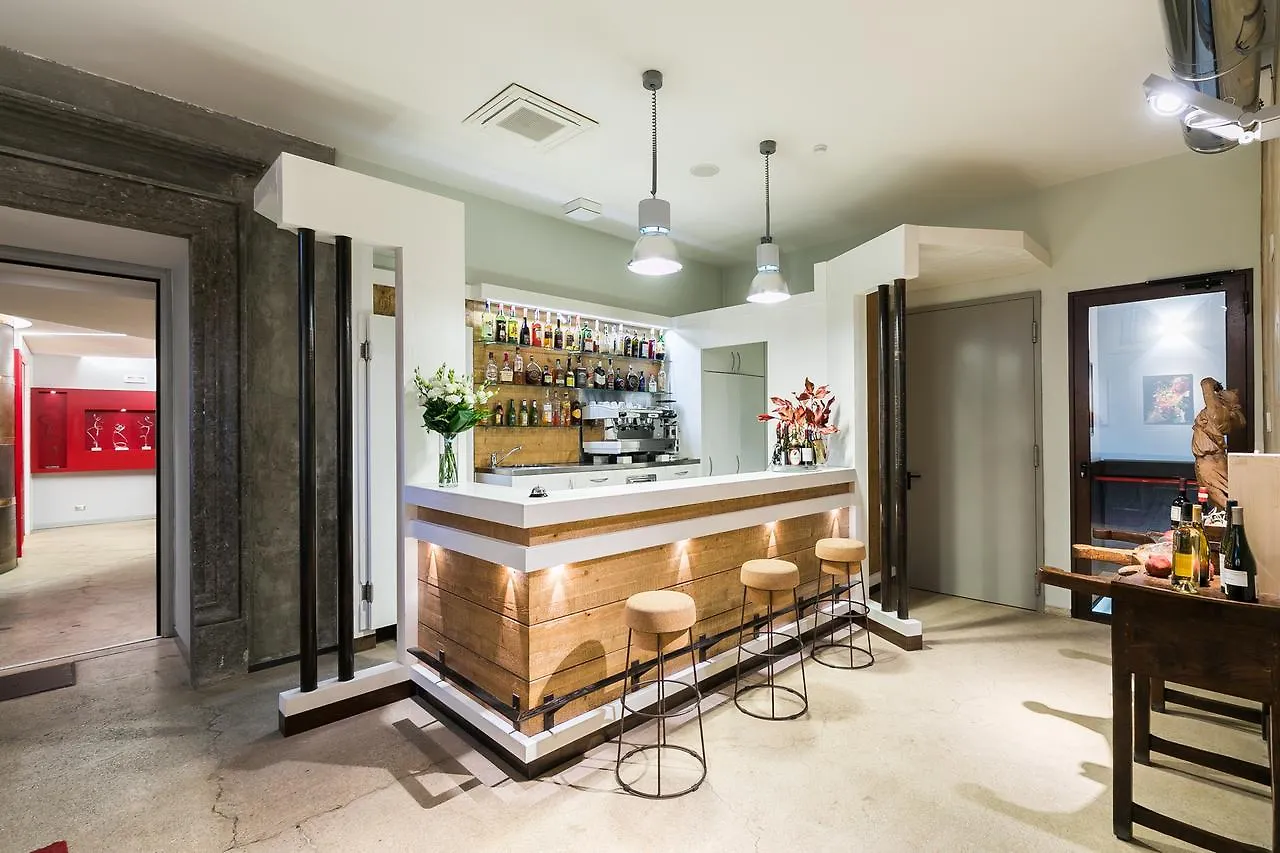 רומא Hotel La Rovere 4*,  איטליה