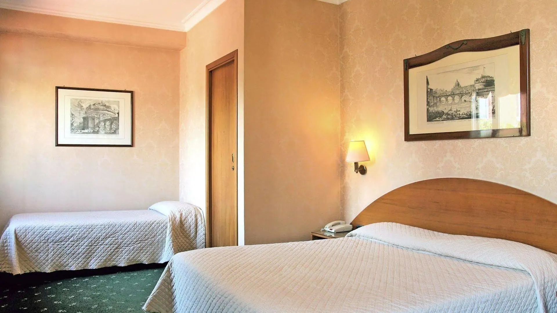 רומא Hotel La Rovere איטליה